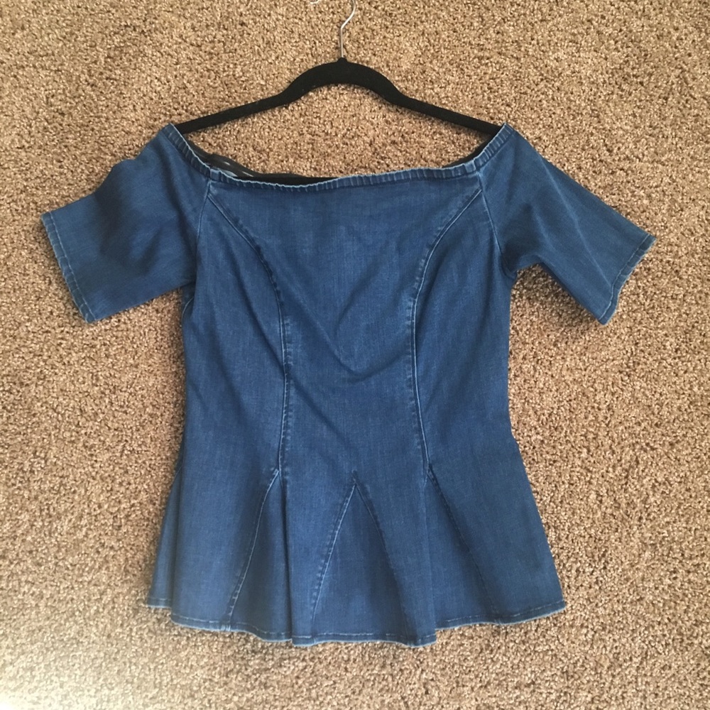 Guess Shirt- never been worn